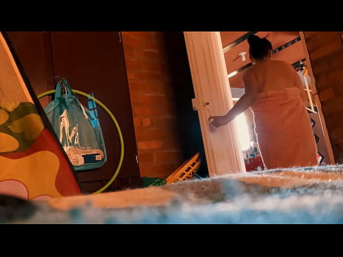 ❤️ Mi tío me sigue hasta la ducha, me folla mientras me ducho Putas en es.teencumpot.ru ❌️