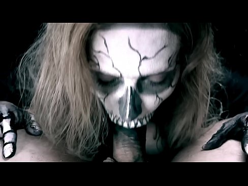 ❤️ Demon girl chupando pollas con su boca negra y tragando semen Putas en es.teencumpot.ru ❌️